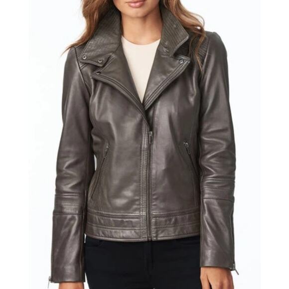 NWOT Bernardo Leather Moto Jacket in Morning Fog Women's Medium - Picture 1 of 9